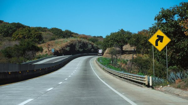 Le Stunt moto dans le cinéma : Top 10 des scènes épiques