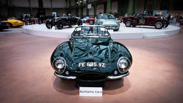 Le permis moto pour les femmes: défis et opportunités